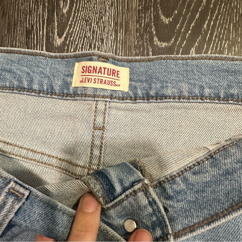Levi Strauss Light Blue Denim skirt - Picture 5 of 9